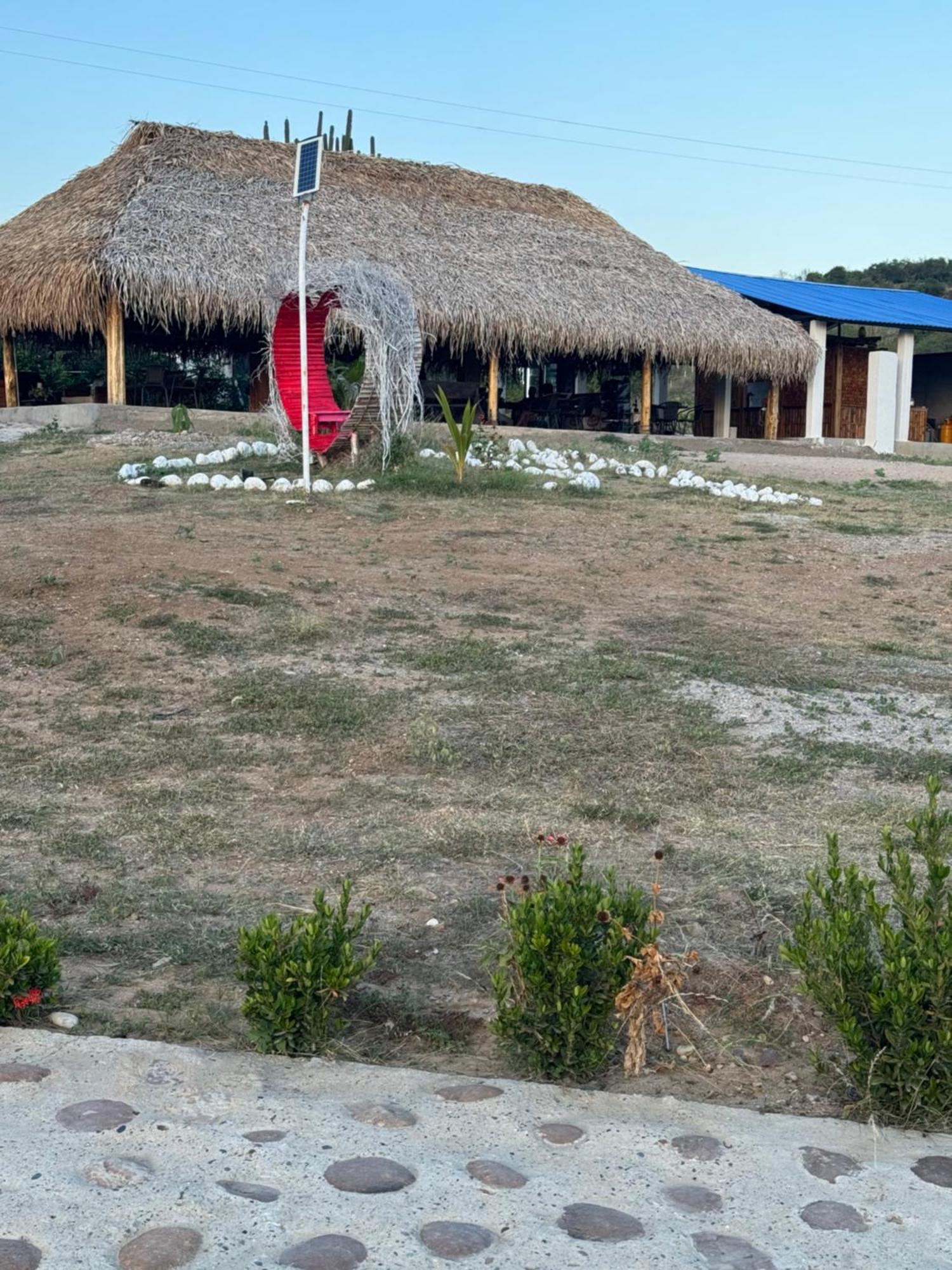Hotel Luna Azul Tatacoa Вилявеха Екстериор снимка