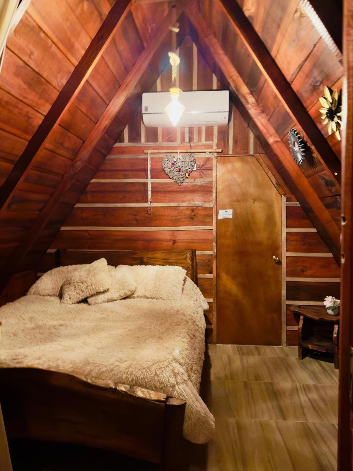 Hotel Luna Azul Tatacoa Вилявеха Екстериор снимка