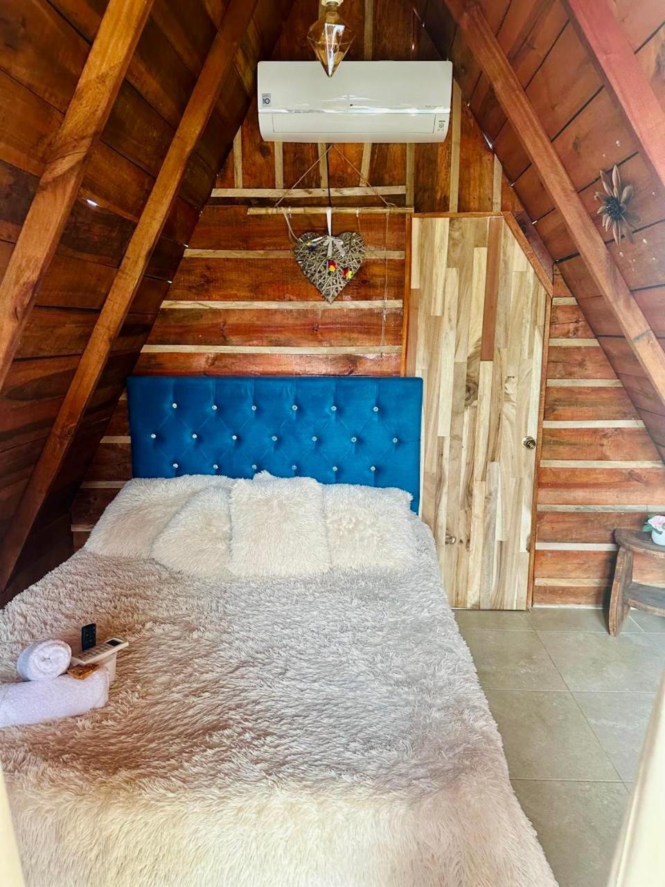 Hotel Luna Azul Tatacoa Вилявеха Екстериор снимка