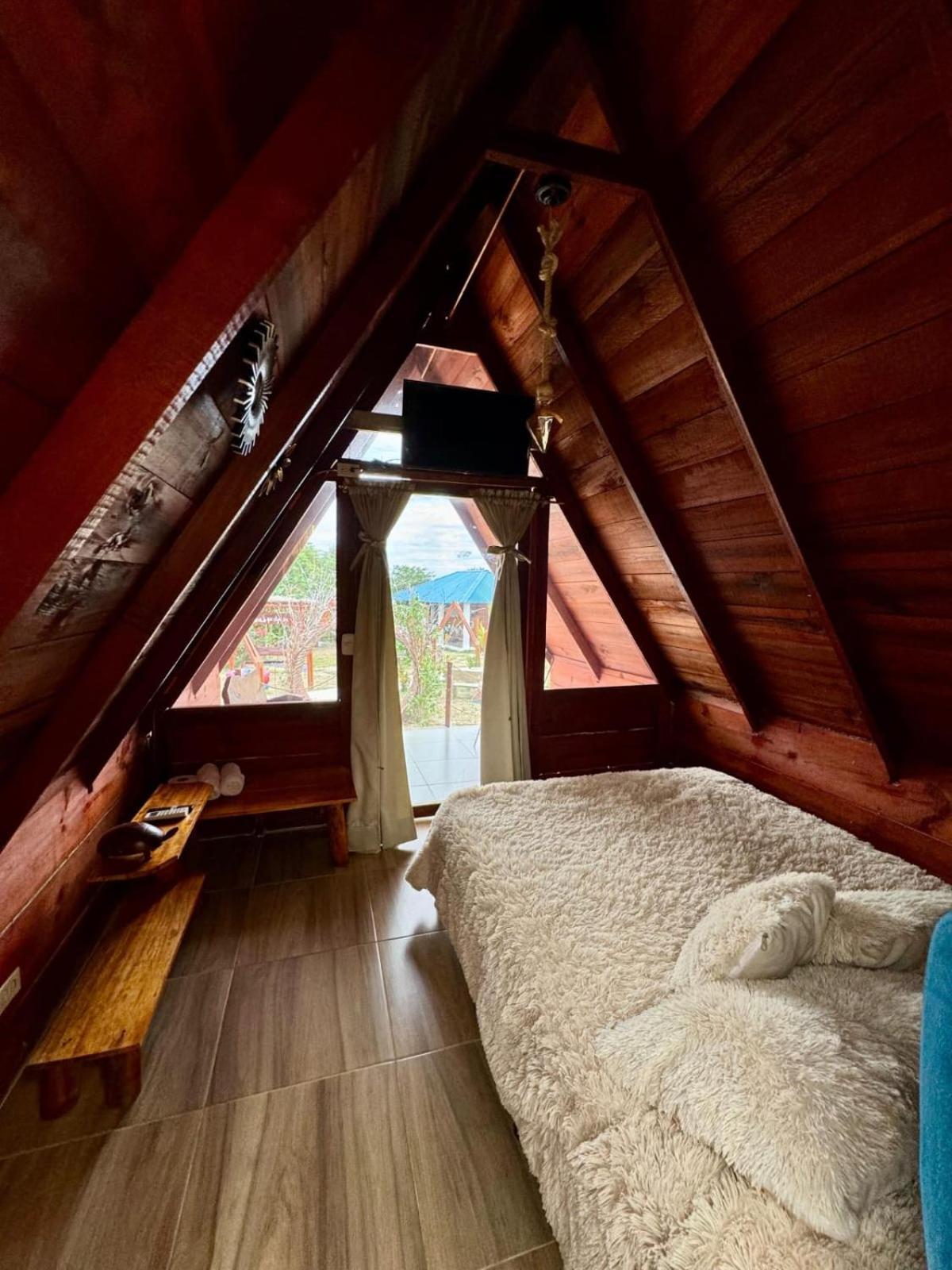 Hotel Luna Azul Tatacoa Вилявеха Екстериор снимка
